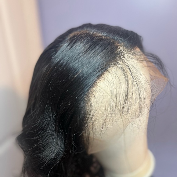 24’ HD LACE FRONTAL UNIT - Picture 3 of 9